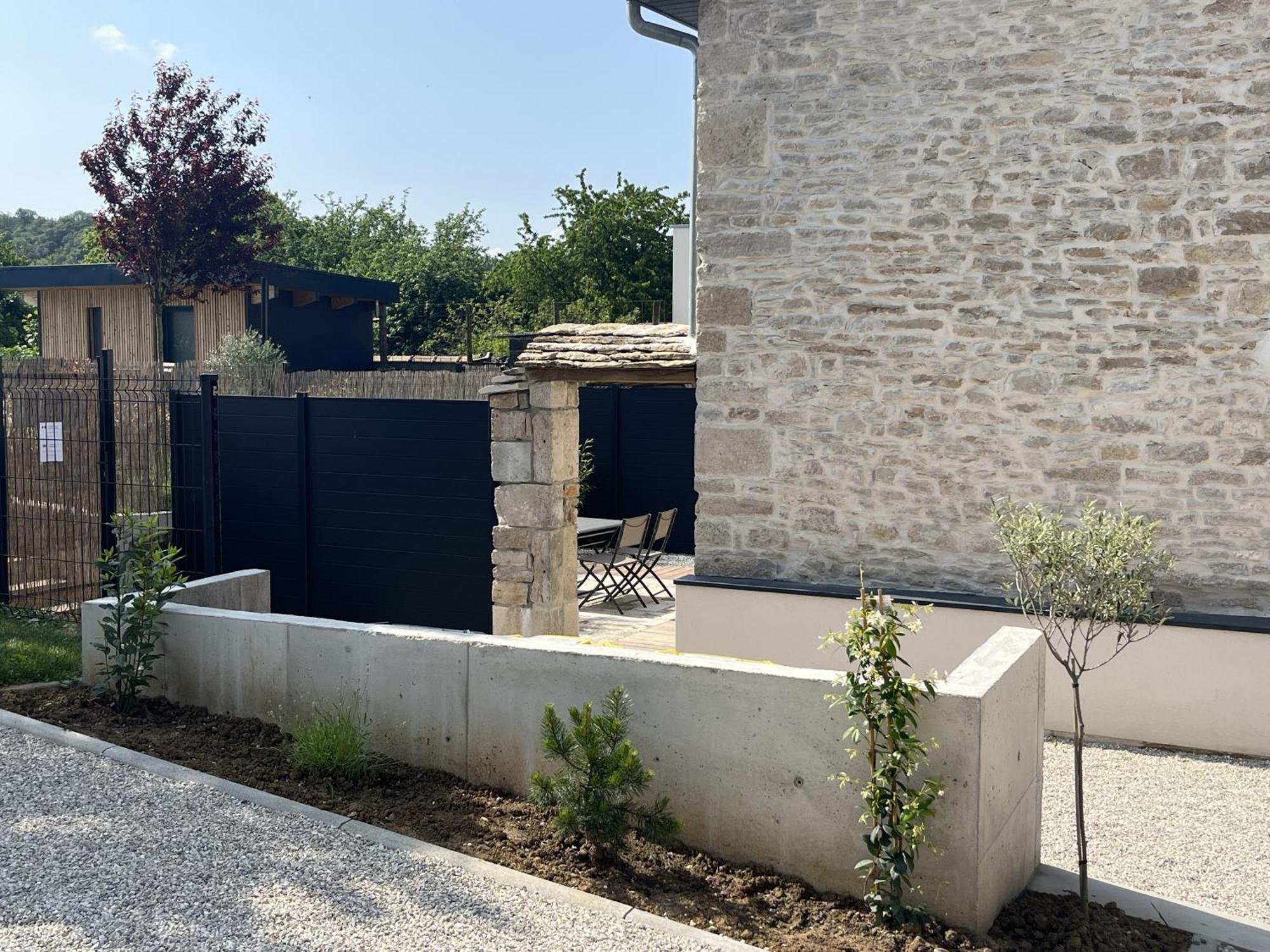 Appart-Hotel N 3 Avec Terrasse, Piscine, Petit-Dejeuner Et Parking Prive Chouzelot Екстериор снимка